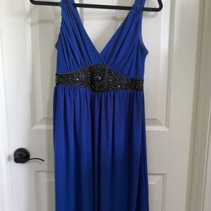 Elegant Blue Sleeveless Dress with Black Belt